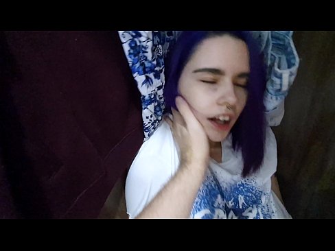 ❤️ Našiel som svoju sestru v skrini a pomohol som jej spraviť sa Šukanie na sk.thebestfetishsites.ru ❌️